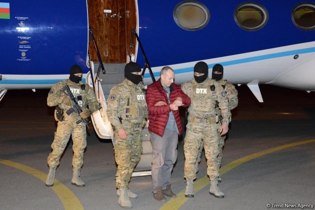 Лапшин экстрадирован в Азербайджан: самолёт с блогером прибыл в Баку