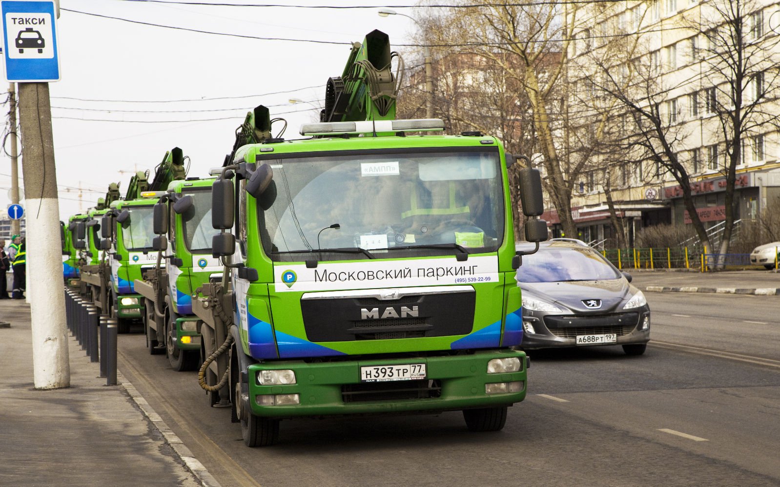 Эвакуатор увез машину ДПС: ролик набирает популярность на Ставрополье