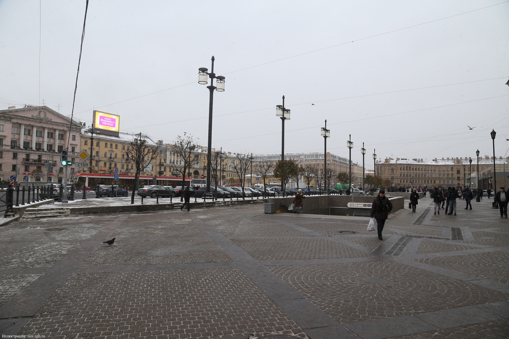 Сенная площадь санкт петербург. Сенная площадь в Санкт-Петербурге. Сенная площадь 2003 год. Сенная площадь 2019. Сенная площадь 2020.