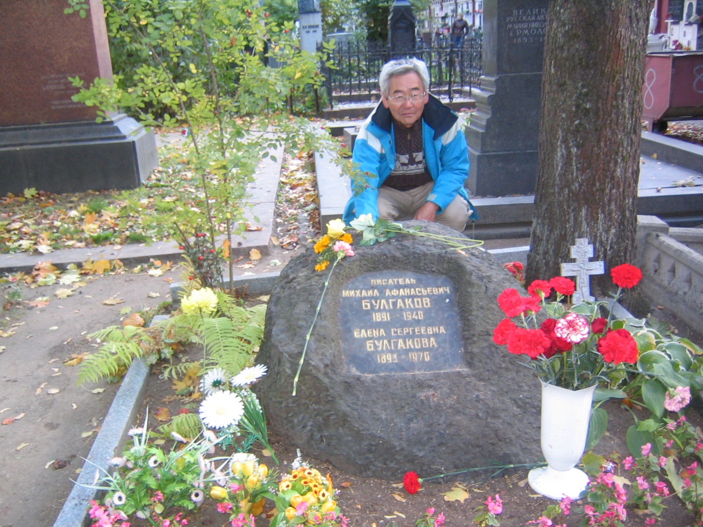 Могила Булгакова на Новодевичьем кладбище