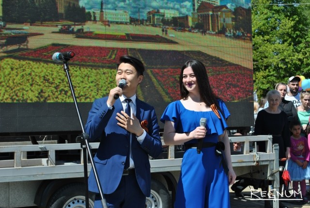 Концерт в честь открытия сезона фонтанов в Ставрополе