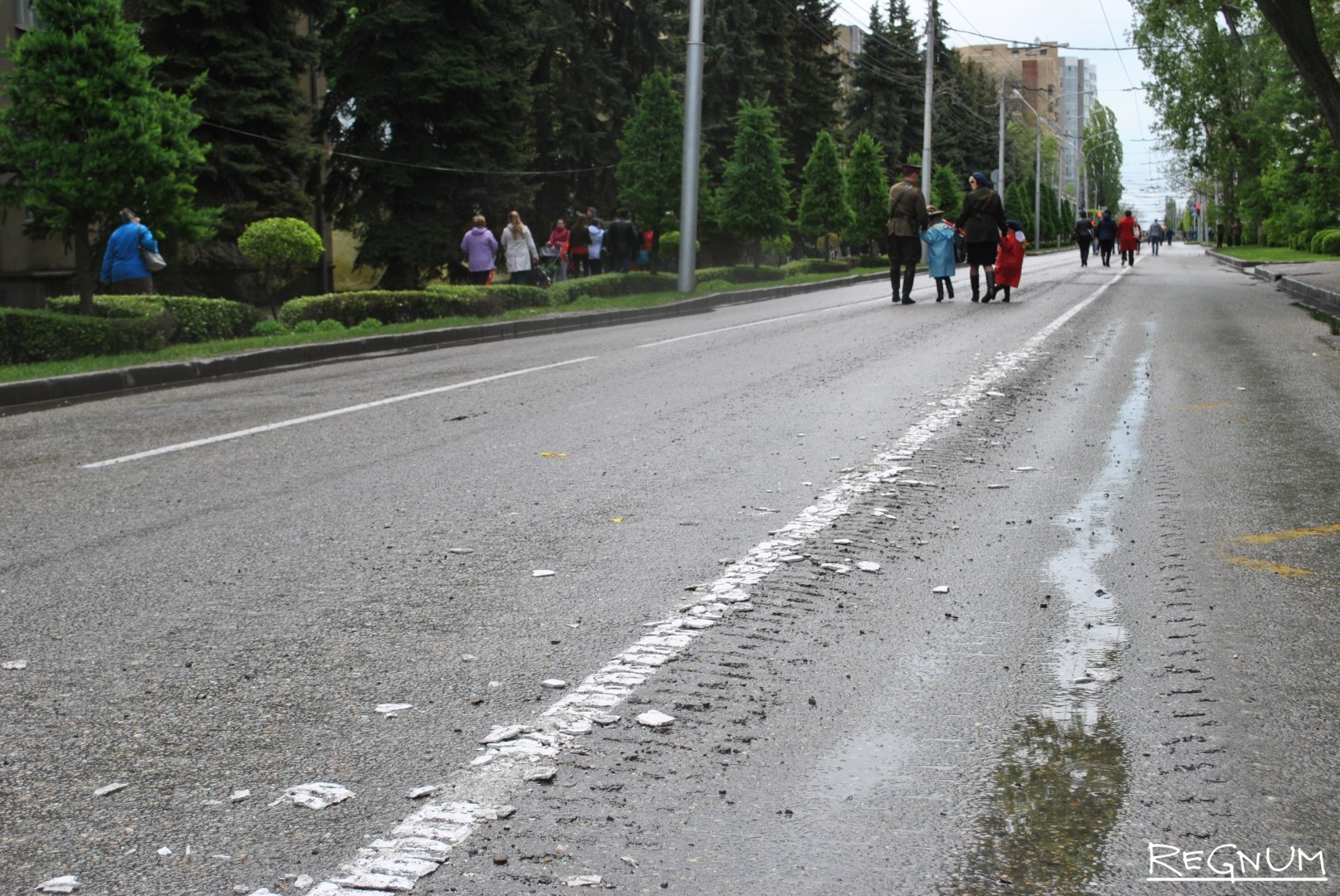 Дорога по улице Артема после Парада Победы в Ставрополе