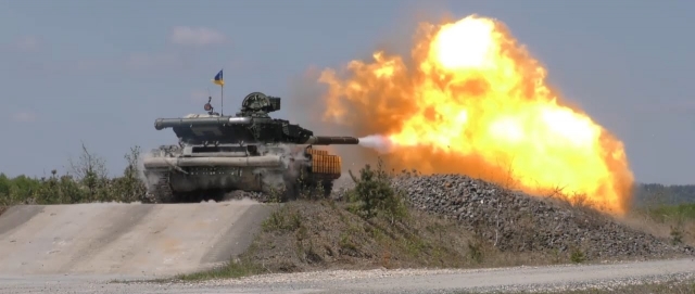 Танкисты из Украины заняли пятое место в танковом биатлоне в Германии