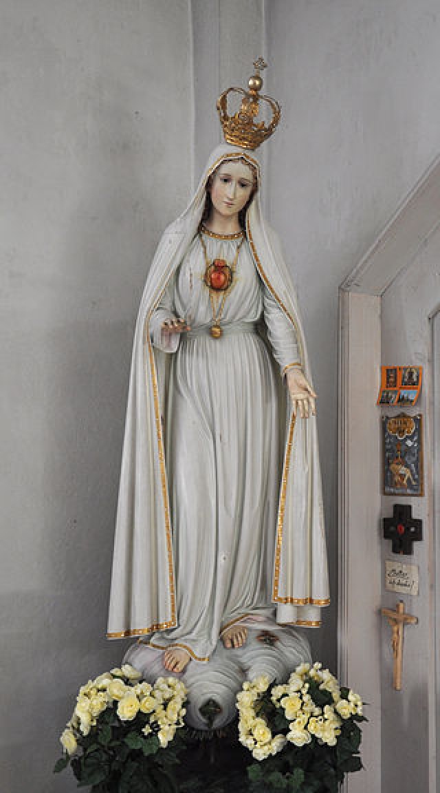 Статуя Девы Марии Фатимской