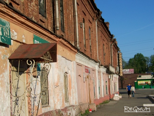 Бывший магазин «Сухов с сыновьями» в Барнауле