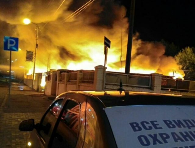 В Калининградской области сгорел городской рынок «Поле чудес»