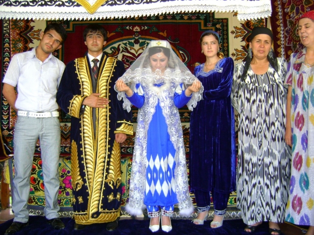 Будьте скромнее! Таджикистан экономит на праздниках