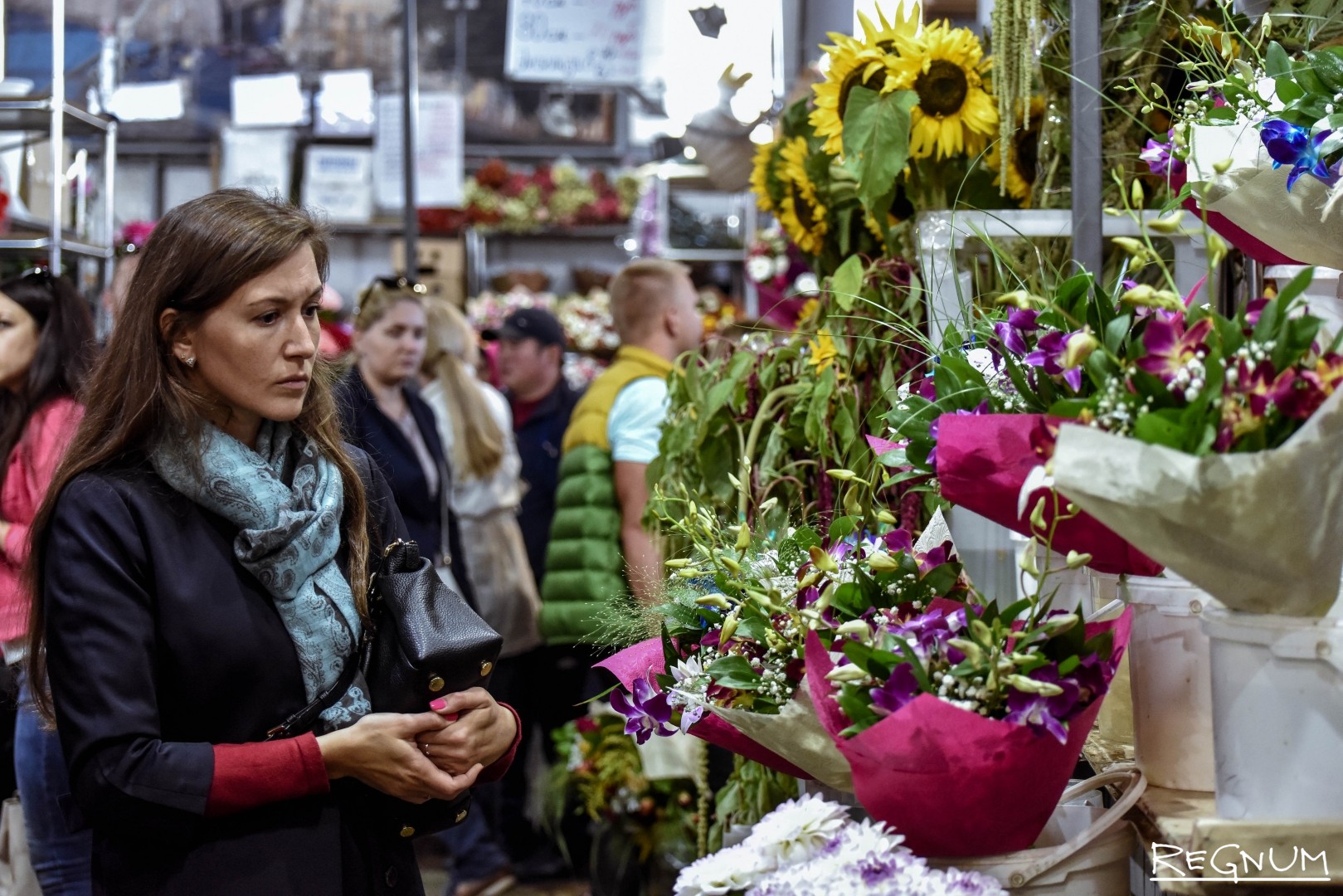 Рижский вокзал цветочный рынок