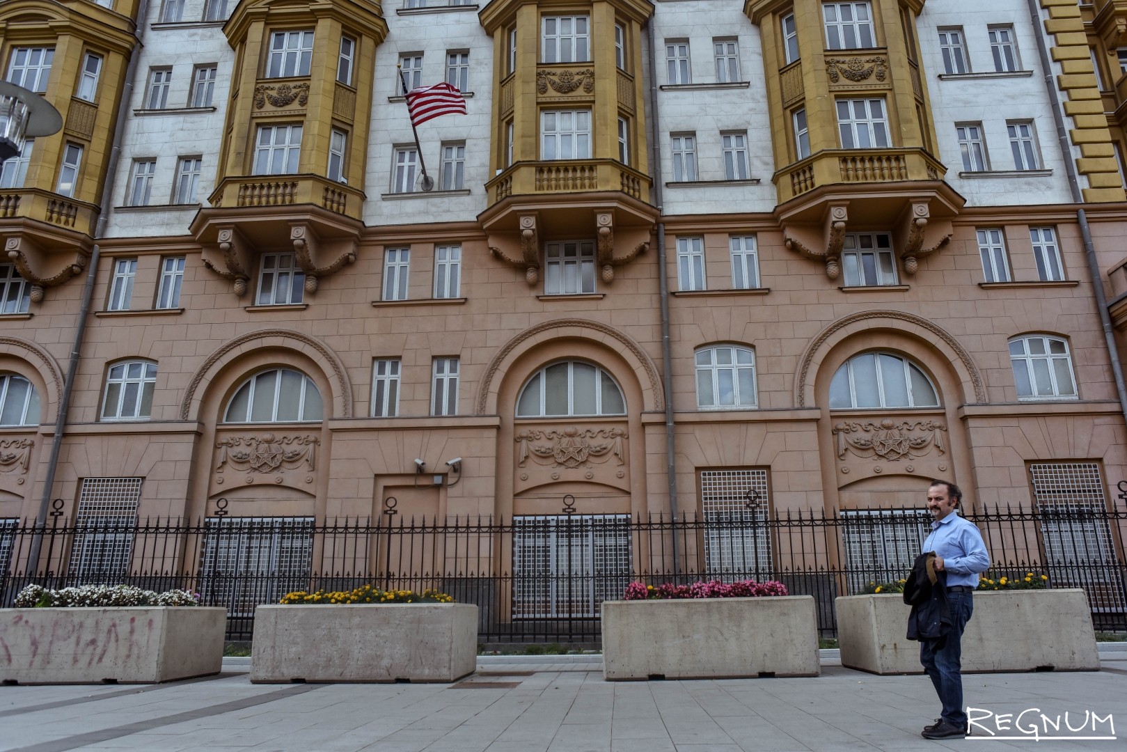 Посольство америки в москве фото