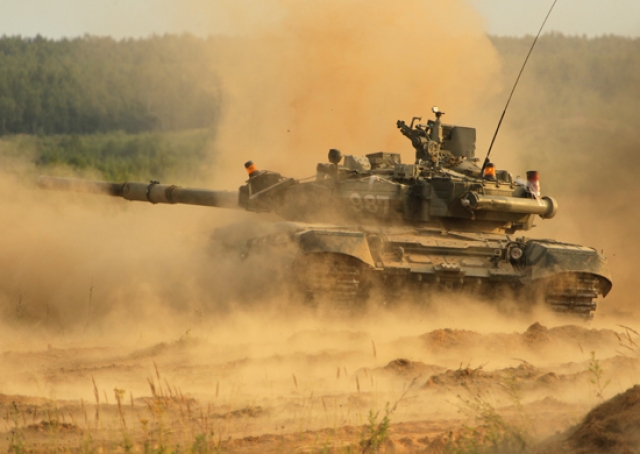 Основной боевой танк Т-90 