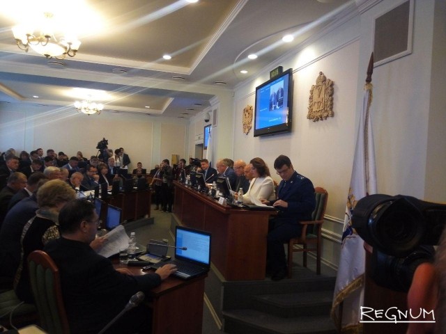 Губернатор Валерий Шанцев на заседании Заксобрания 26 сентября
