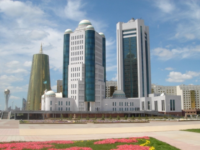 Парламент Казахстана 