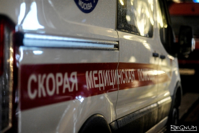 Машина скорой помощи насмерть сбила пешехода в Петербурге