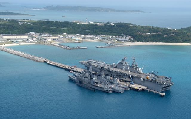 Оккупируемые территории США на Окинаве. Военно-морская база США. Япония 