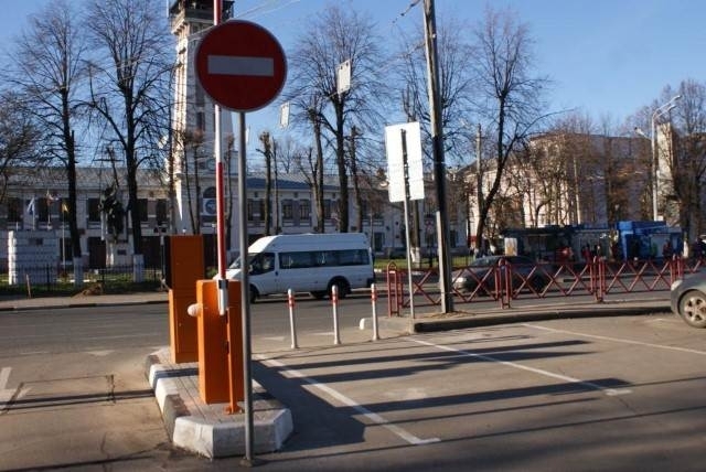 Платные парковки в Ярославле: идея правильная, но реализация плохая