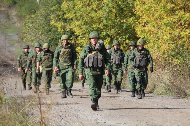Бойцы армии ДНР