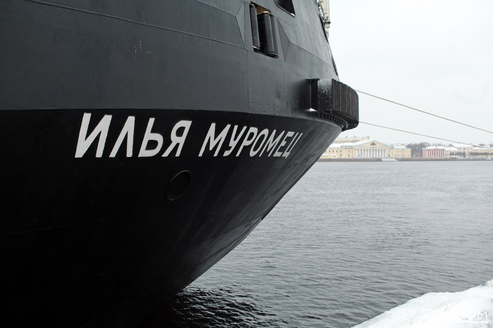 Ледокол «Илья Муромец» в акватории Невы