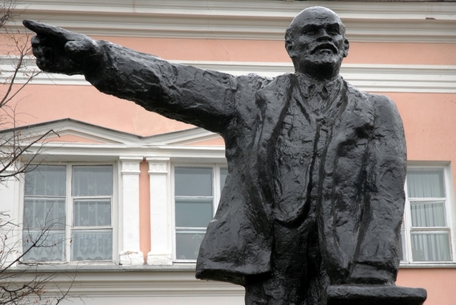 В Ярославской области полиция не ищет осквернителей памятника Ленину