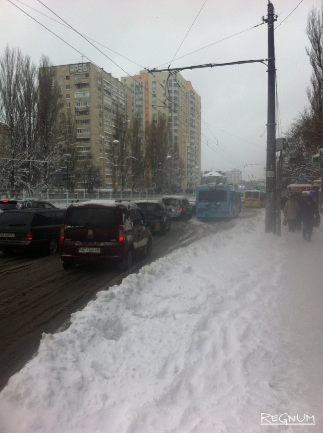 Заметенные тротуары. Киев