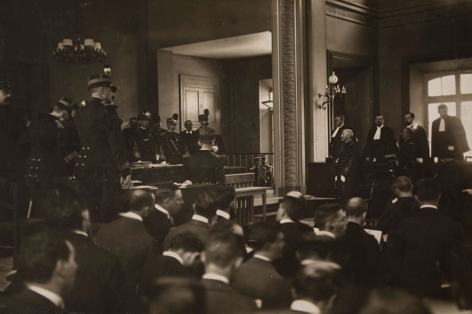 Реабилитация Альфреда Дрейфуса Кассационным судом 12 июля 1906 года - ИА RE...