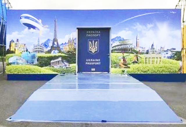 «Дверь в Европу» по версии Порошенко