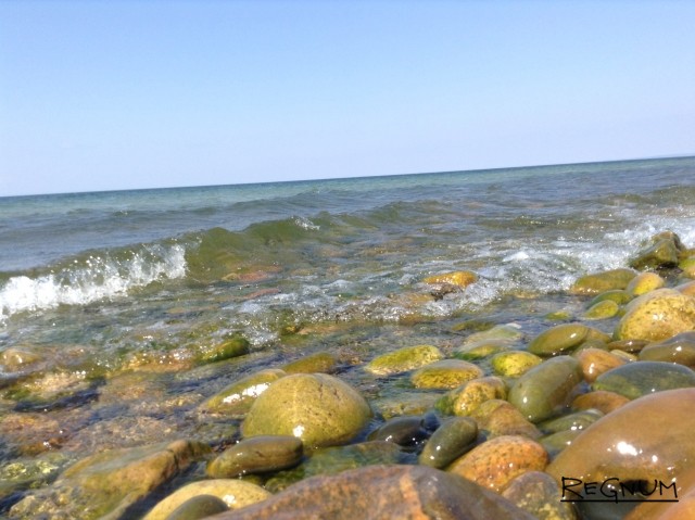 Бескрайние воды Байкала