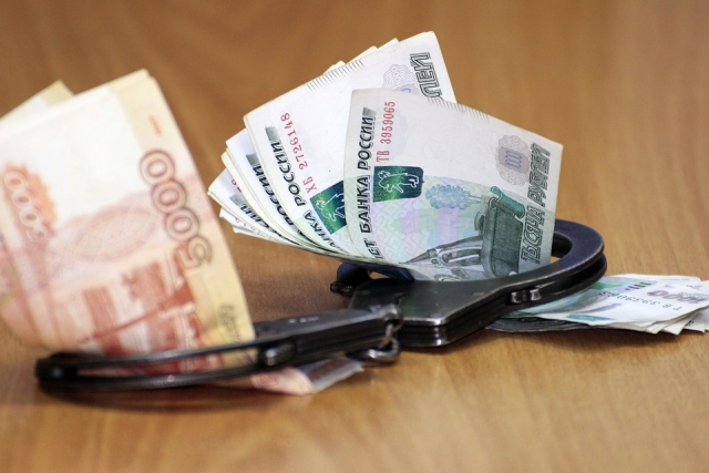 В Саратове бизнесмен пытался дать многомиллионную взятку сотруднику ФСБ