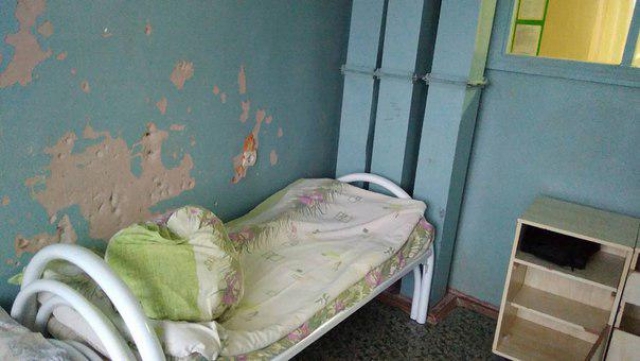 Тараканы и обшарпанные стены: как лечат детей во владимирской глубинке
