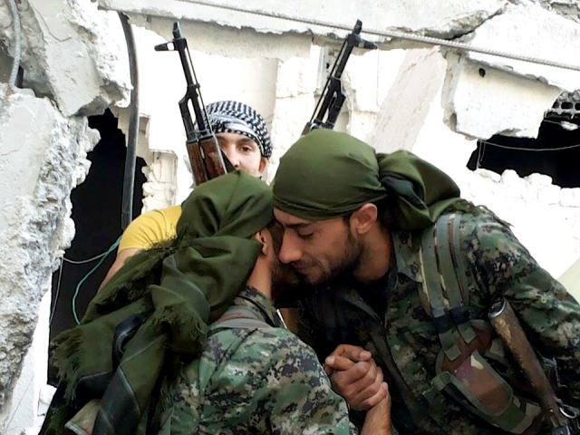 Бойцы Отряда народной самообороны (YPG)