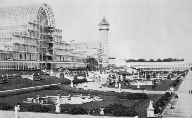 «Хрустальный дворец» в Лондоне, 1851 – праотец всех павильонов, возведённых инженерно. 