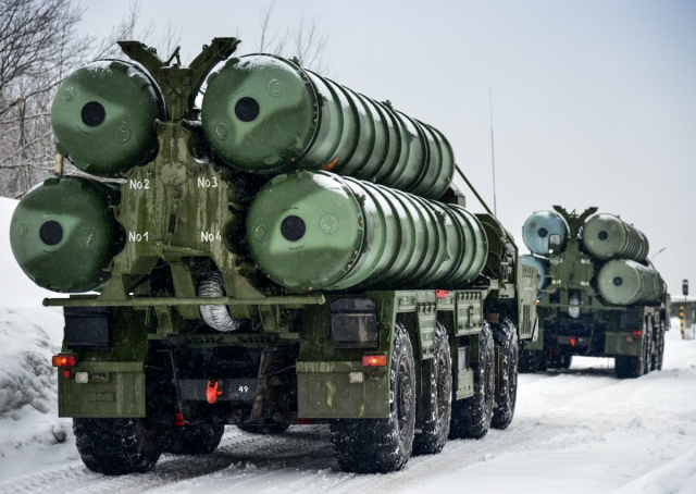 Лавров: По просьбе Анкары Россия ускорит поставку Турции ЗРС С-400