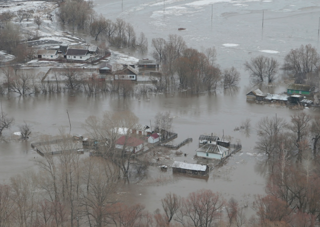 На Алтае началось наводнение. Подтоплены 12 районов