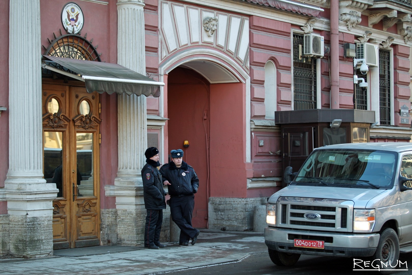 Фото посольств в москве