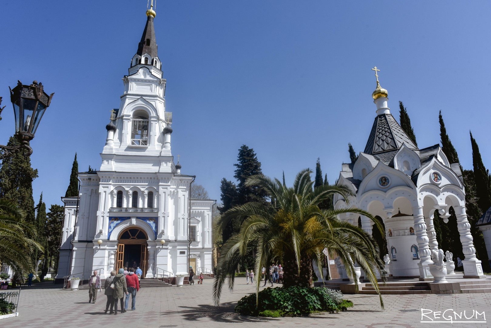 Хран. Собор Михаила Архангела (Сочи). Храм Архистратига Михаила Сочи. Собор Святого Архистратига Архангела Михаила Сочи. Сочинские храм Михаила Архангела.