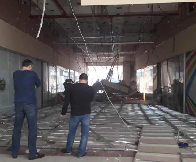 В калининградском ТЦ «Европа» обрушился потолок, обошлось без пострадавших