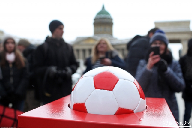 Петербург форматируют «под футбол»: главное за неделю
