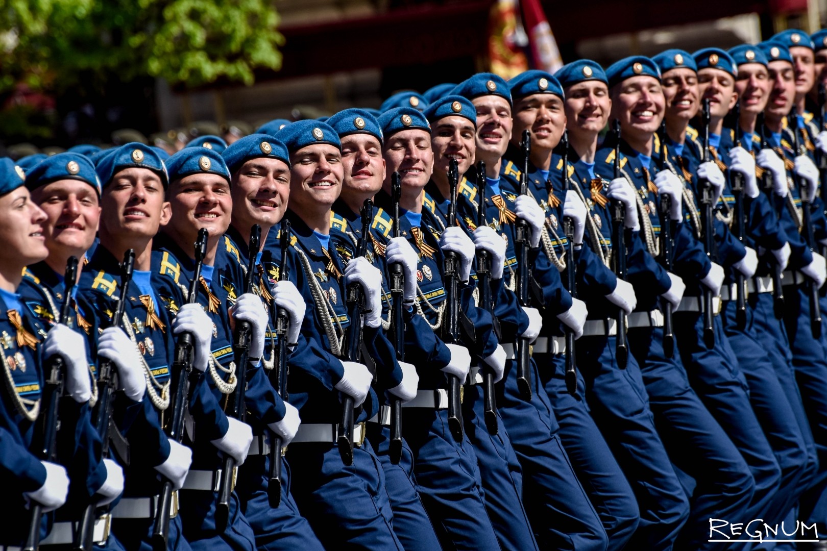 Воронежское военное авиационное. ВВС ВВА Воронеж парад. ВУНЦ ВВС ВВА на параде в Москве. Курсанты ВУНЦ ВВС ВВА. ВУНЦ ВВС ВВА парад 2022.