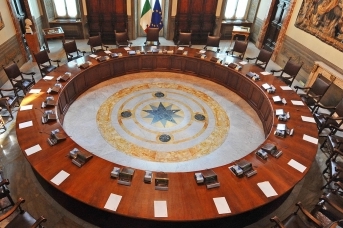 Зал Совета Министров Италии