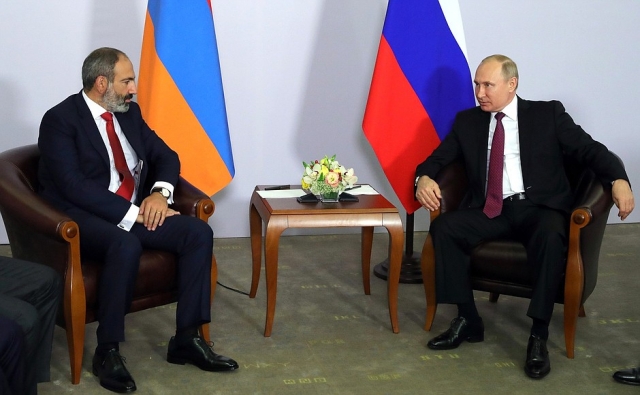 Встреча Владимира Путина с Премьер-министром Республики Армения Николом Пашиняном 