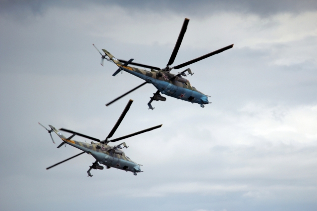 10 вертолётов Балтфлота уничтожили ракетами условного врага рядом с Литвой