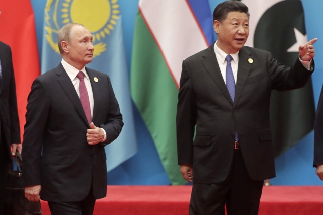 Президент России Владимир Путин и председатель КНР Си Цзиньпин 