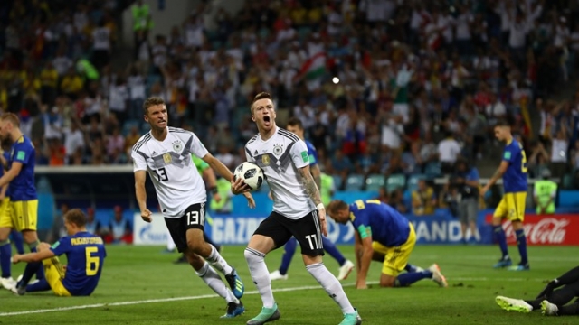 Это машина: Германия отыгрывается в матче со шведами