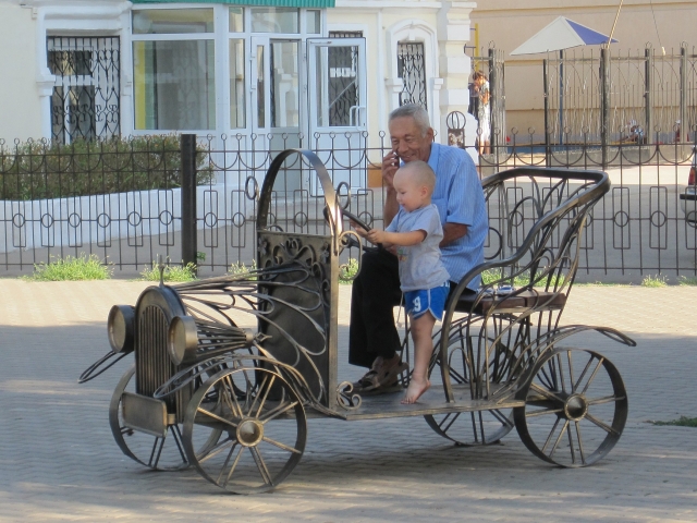 С 1 июля около 50% пенсионеров Казахстана получат прибавку к пенсии в $38