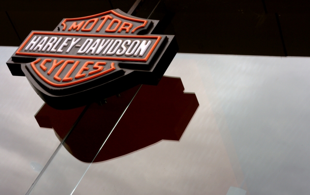 «Жалкое оправдание» — Трамп обвинил Harley-Davidson в лицемерии