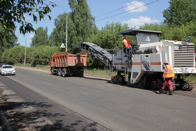 Московская компания передала ремонт дорог в Ярославле на субподряд