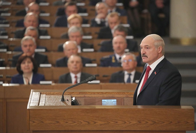 Лукашенко призвал КГБ Белоруссии бороться с терроризмом