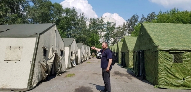 Перед открытием палаточного. Военный палаточный городок. Капьяр палаточный лагерь. Степные палатки. Палаточный городок для мобилизованных Оренбург.