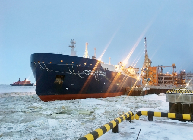 СПГ-танкер класса Yamalmax «Кристоф де Маржери» — дань памяти погибшему директору компании Total и символ роста влияния России на Северном морском направлении

