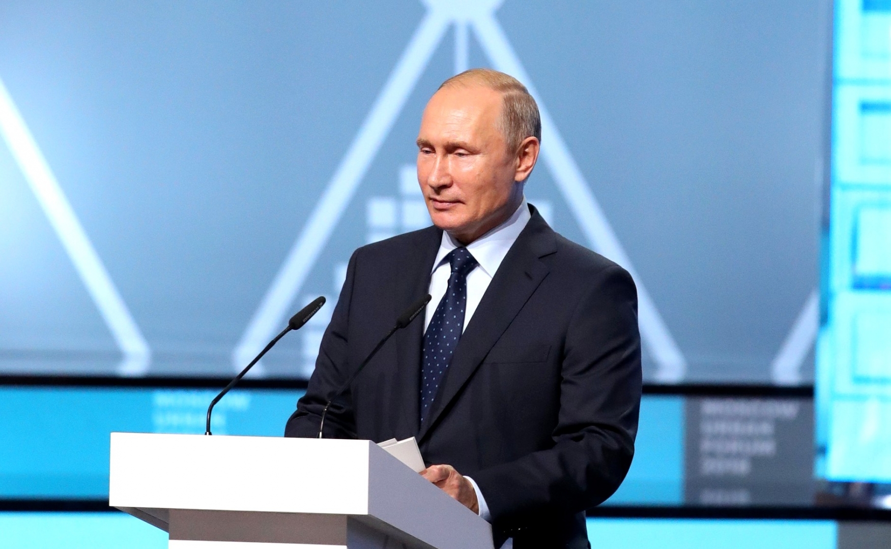 Владимир Путин оратор