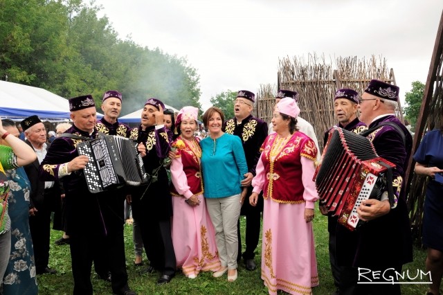 Две тонны чак-чака в Москве: фестиваль «Сабантуй» отметил 30-летний юбилей